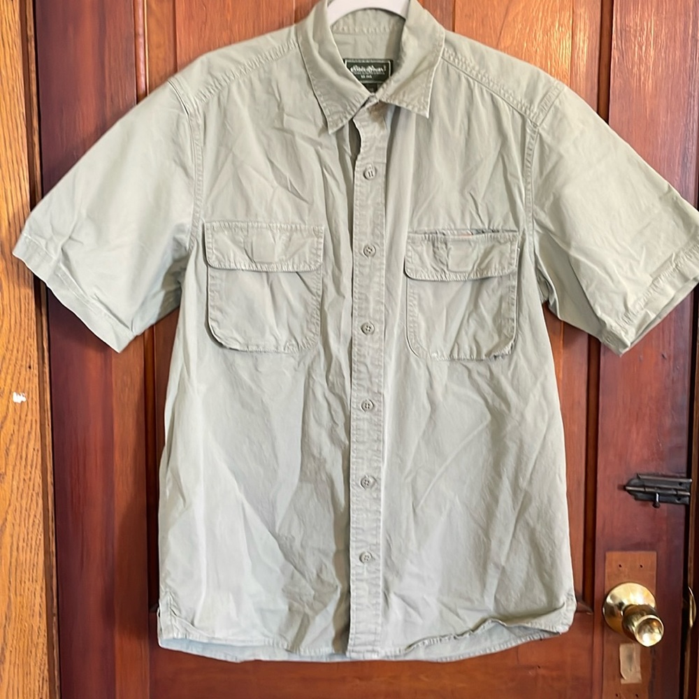 M’s Eddie Bauer S/S Button-up, size S